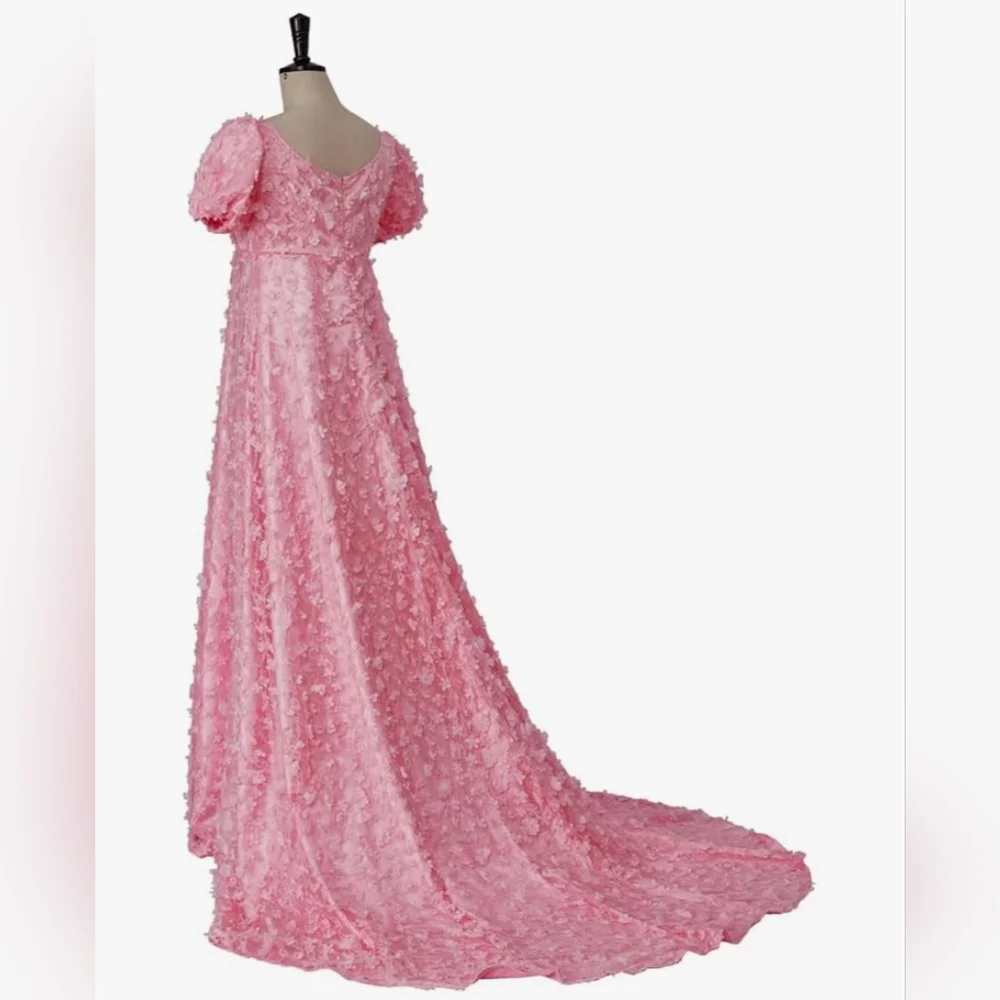 Elegant Pink Maxi Dress - Picture 2 of 8